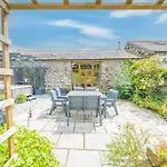 Lakedistrict Barn With Swimspa & Hottub Holiday home *