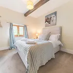 Lakedistrict Barn With Swimspa & Hottub Holiday home *