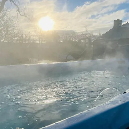 Holiday home Lakedistrict Barn With Swimspa & Hottub Grayrigg