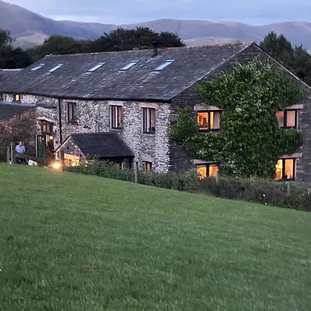 Lakedistrict Barn With Swimspa & Hottub Holiday home *